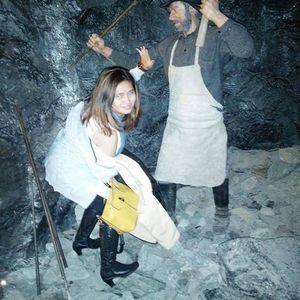 Meet your Posher, Mj